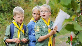 Oppdagere som deltar på postløp.